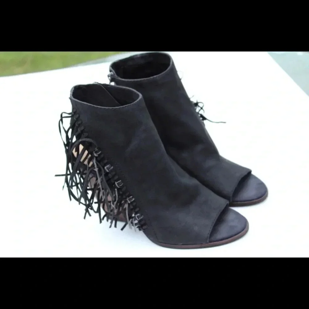Dolce vita fringe booties